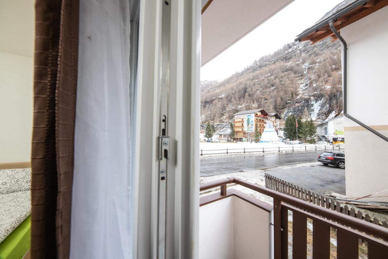 Haus Astoria Apartment Saas-Grund Exterior foto